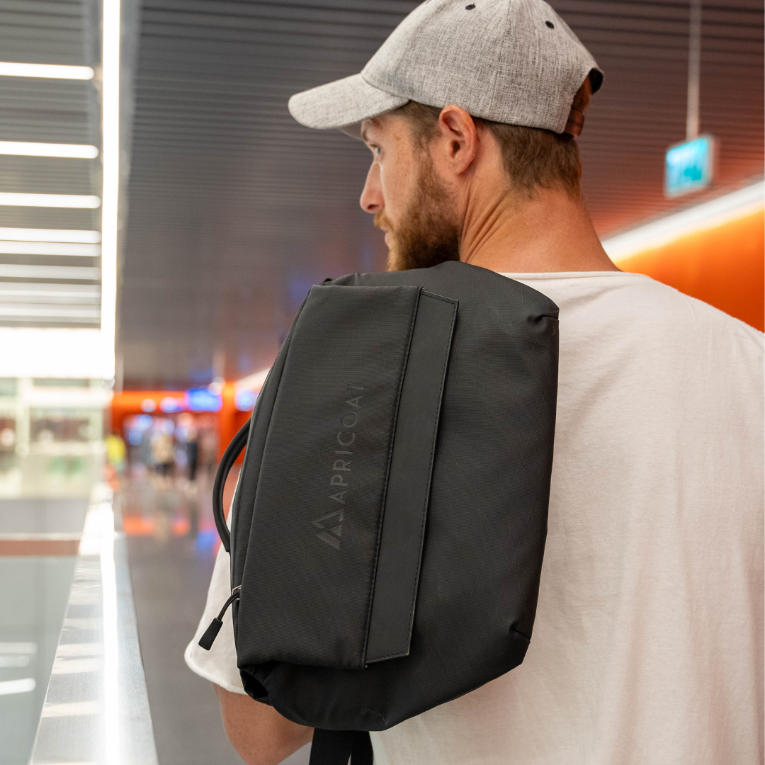 URBN Getter Shoulder Bag - Grab and travel