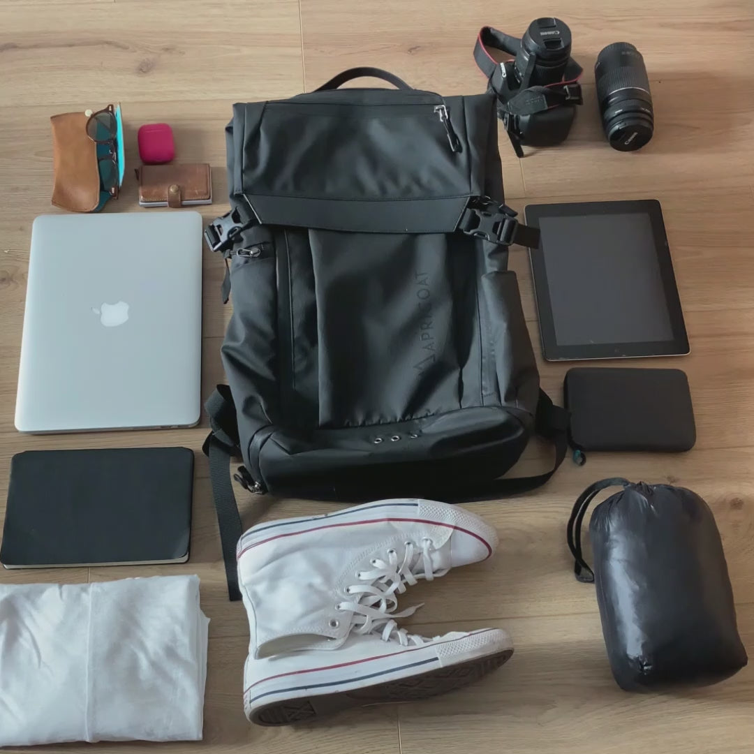 URBN Traveler Backpack - The Everyday Companion