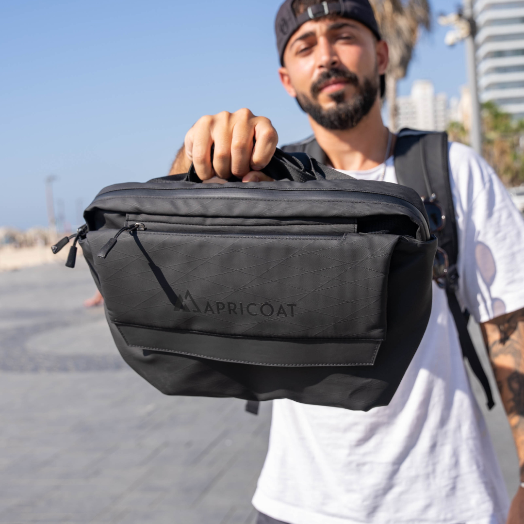 URBN Getter Shoulder Bag - Grab and travel